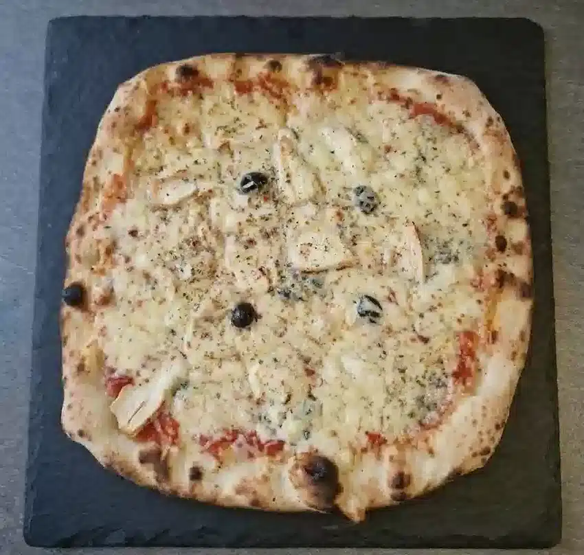 Pizza carrée Chicken poulet mariné - Joker Pizza Dijon