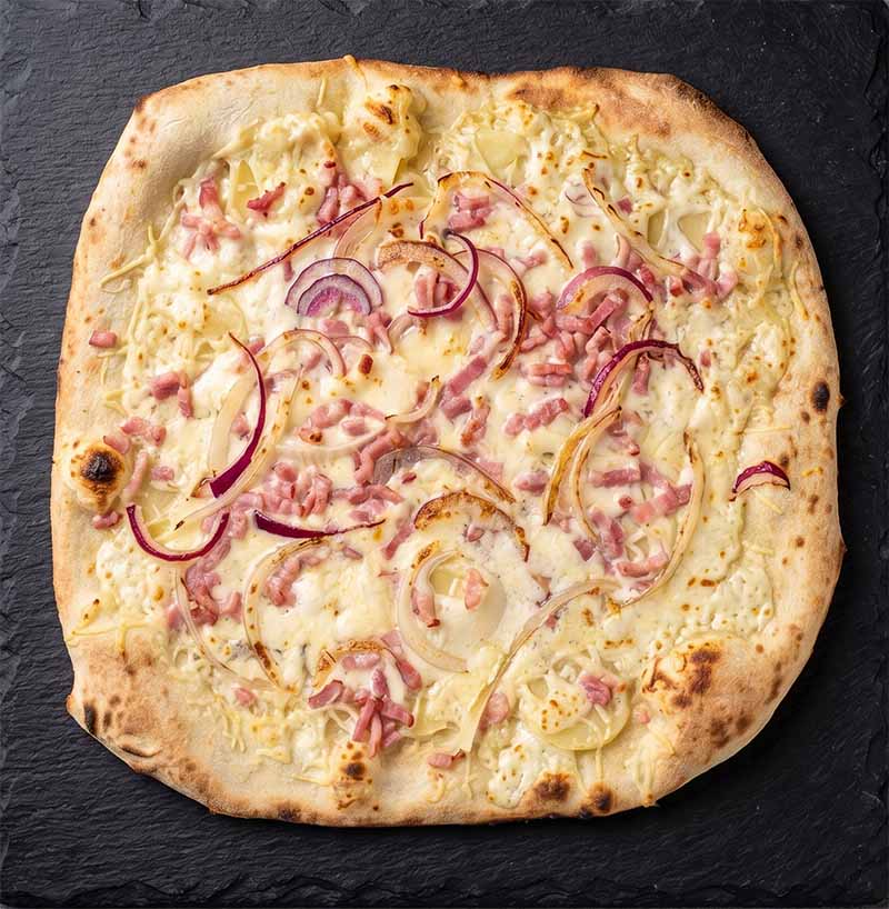 Pizza carrée Tartiflette pommes de terre - Joker Pizza Dijon